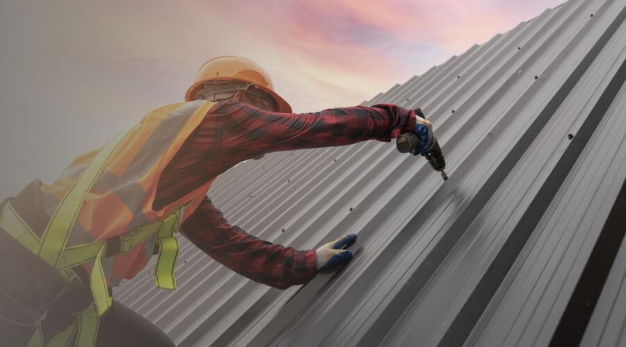 Professional gutter cleaning in Simpson, IL